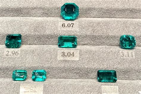 what do real emeralds look like